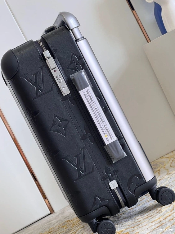 55 Louis HORIZON Vuitton 0808